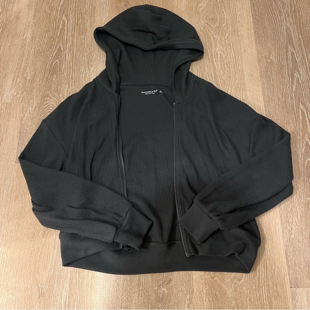abercrombie soft and cozy jacket NWT